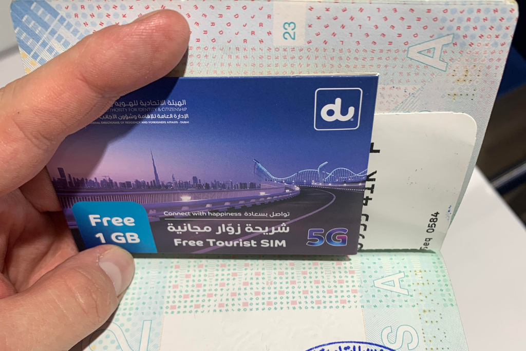 Sim du lịch Dubai miễn phí tại sân bay