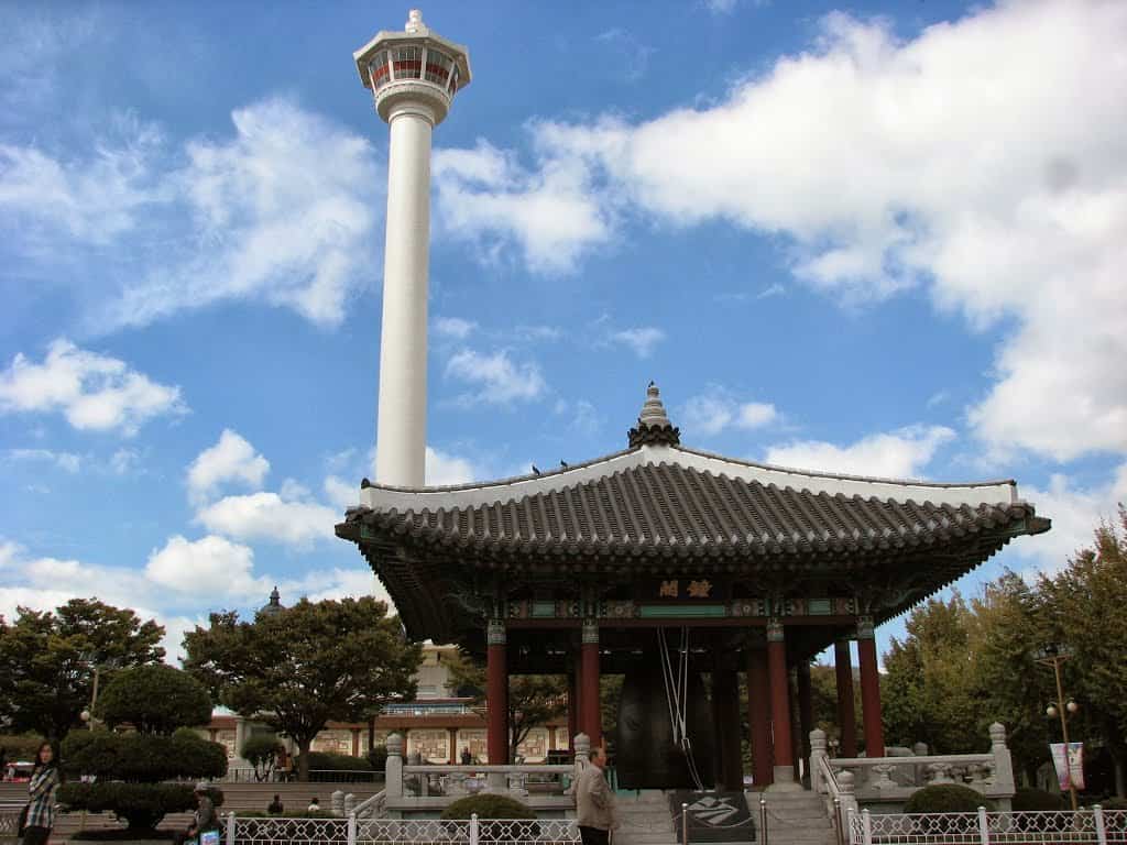 Du-lịch-Busan-Yongdusan