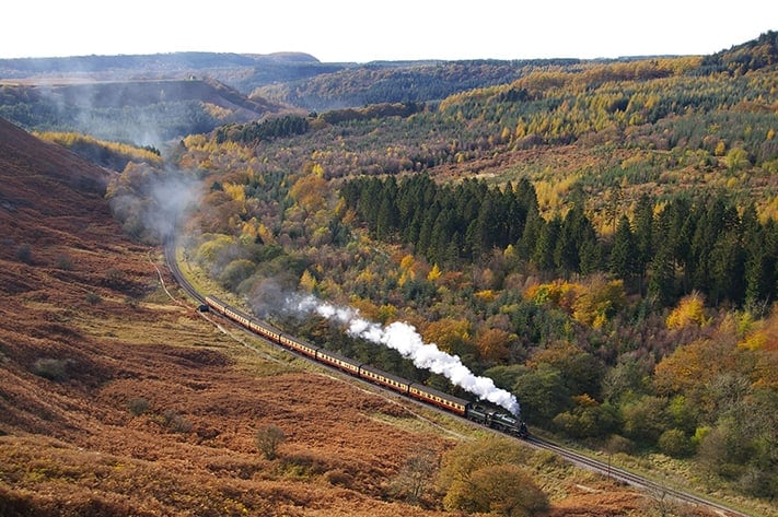 du-lịch-anh-quốc-north-yorkshire-moors-railway-stunning-yorkshire-scenery-711