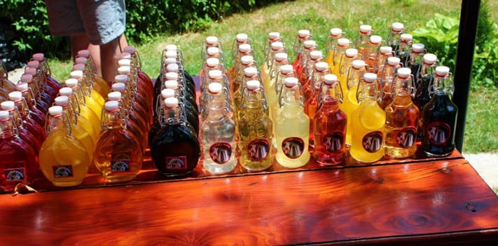 du-lịch-bulgaria-rakija-stand-711