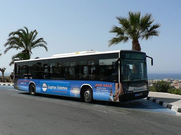 Định cư Síp bằng xe bus