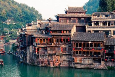 Kinh nghiệm du lịch Phượng Hoàng Cổ Trấn - Mới nhất - Chi tiết nhất